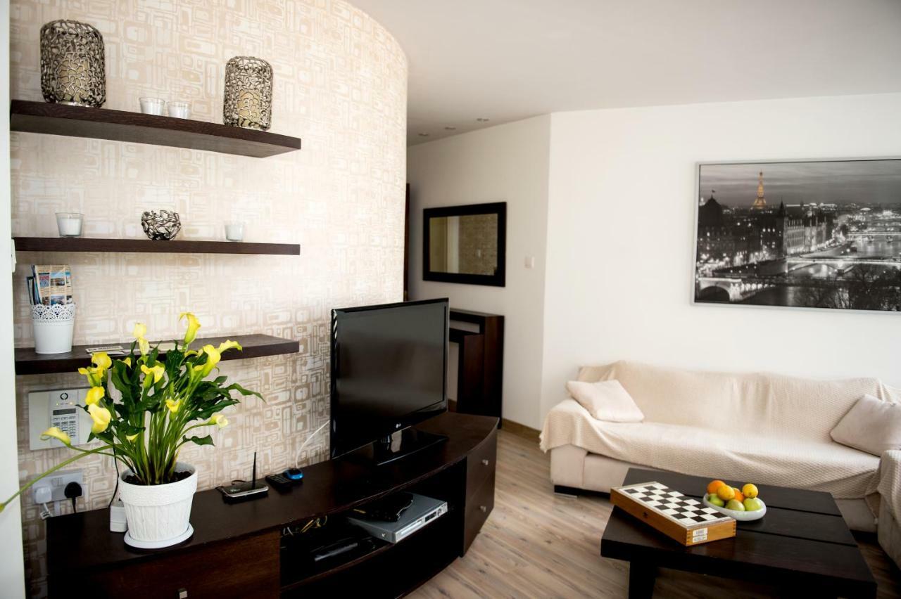 Sophia Court Apartment Larnaca Ngoại thất bức ảnh